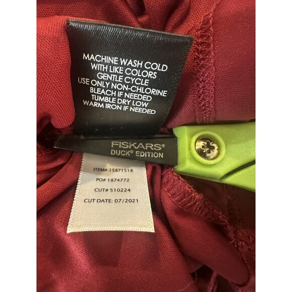 Torrid Babydoll Stretch Lace Cold Shoulder Top Biking Red Plus Size 4 4X - Picture 10 of 15